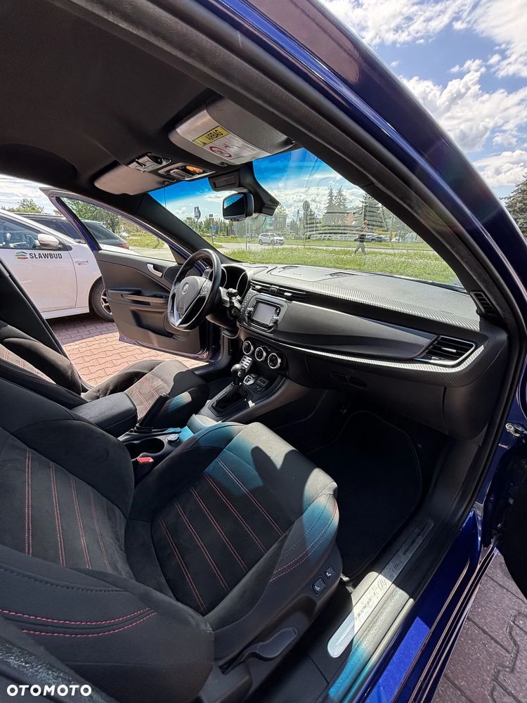 Alfa Romeo Giulietta 2.0 JTDM Sport TCT - 11