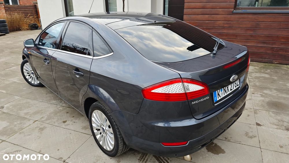 Ford Mondeo 2.0 FF Titanium - 29