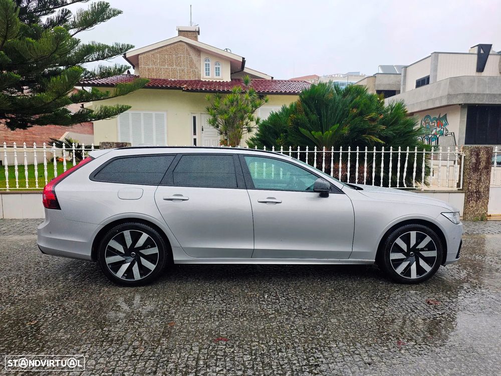 Volvo V90 - 2