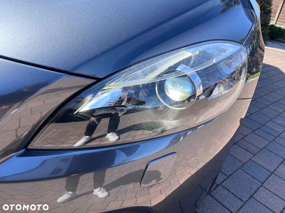 Volvo V40 D2 Summum - 23