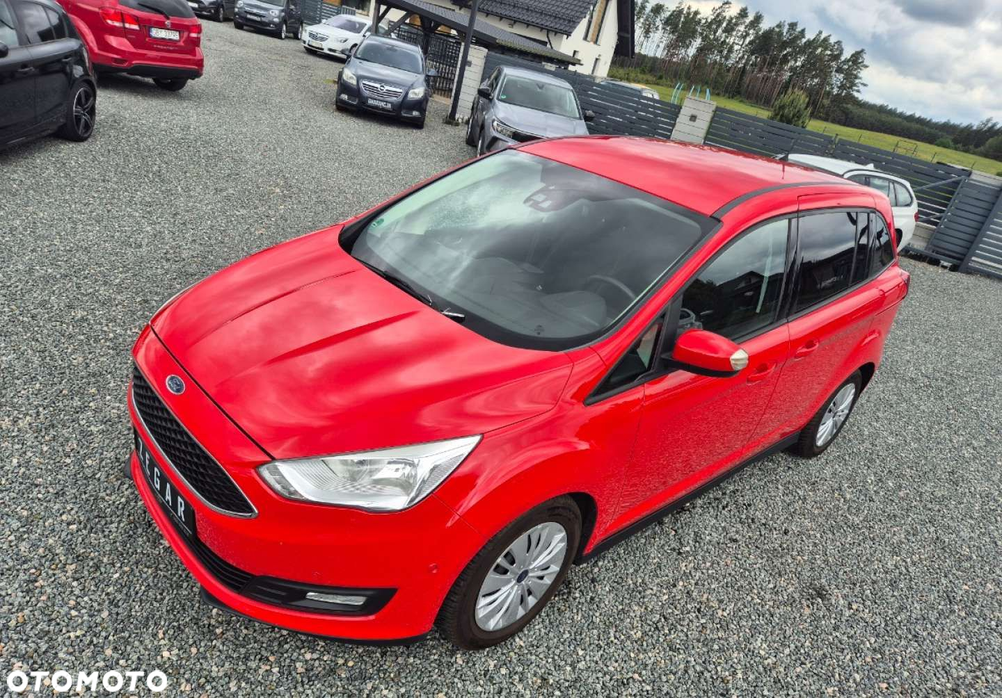 Ford Grand C-MAX - 28