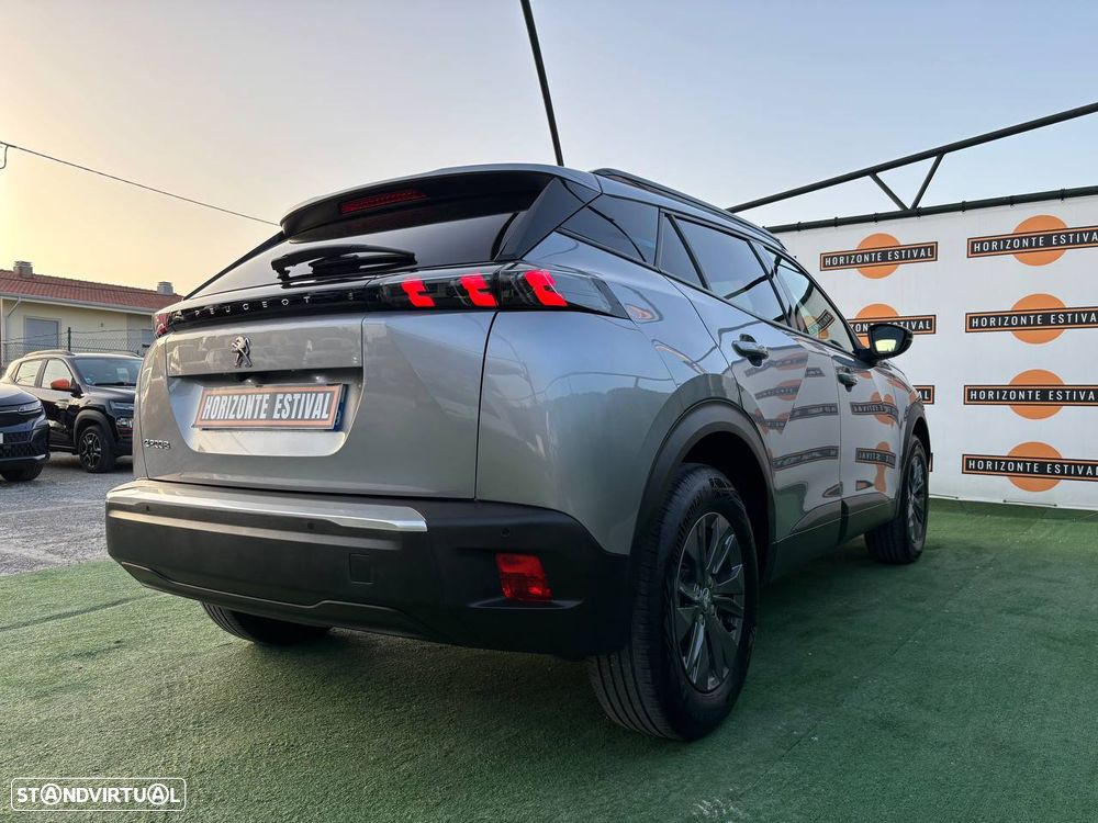 Peugeot e-2008 Style - 9