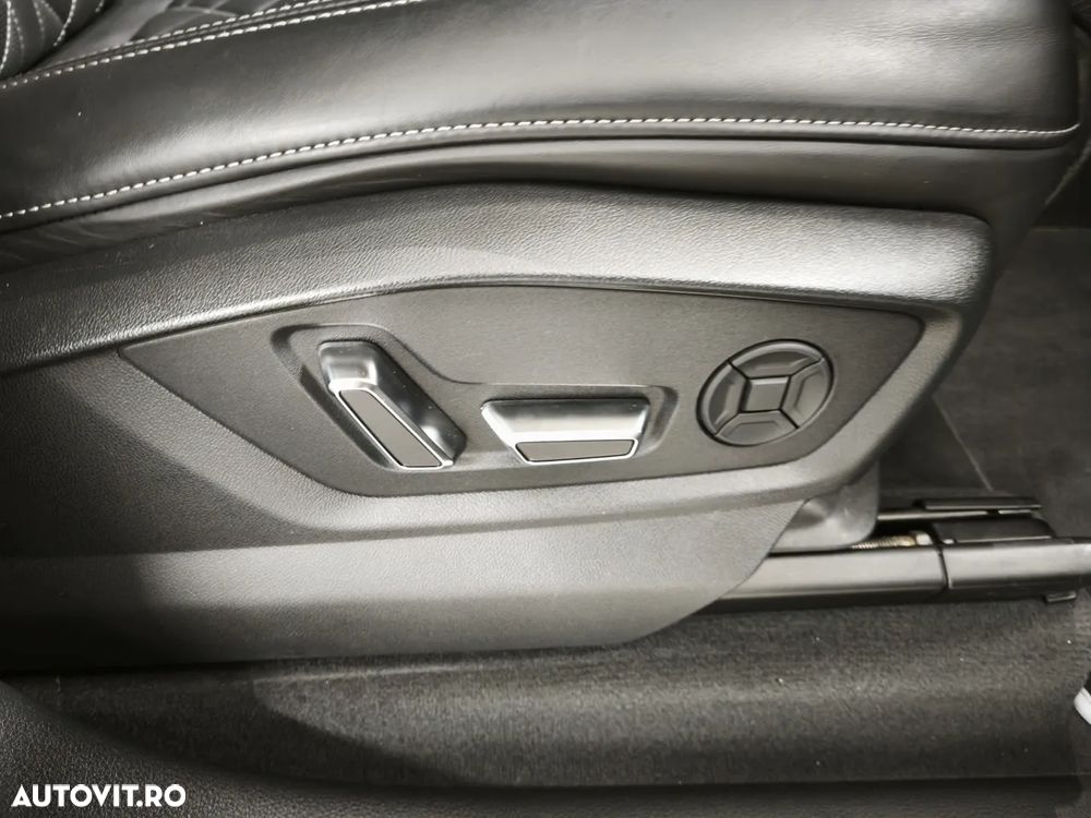 Audi SQ7 4.0 TFSI Tiptronic - 24