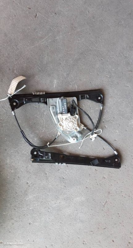 Elevador Elect Fte Dto Mercedes-Benz C-Class (W203) - 1