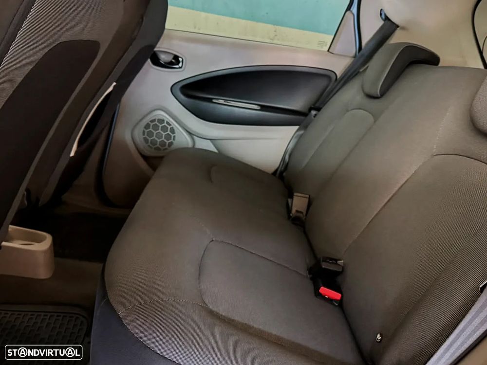 Renault Zoe - 10