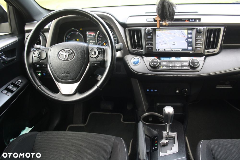 Toyota RAV4 Hybrid Style 4x2 - 28