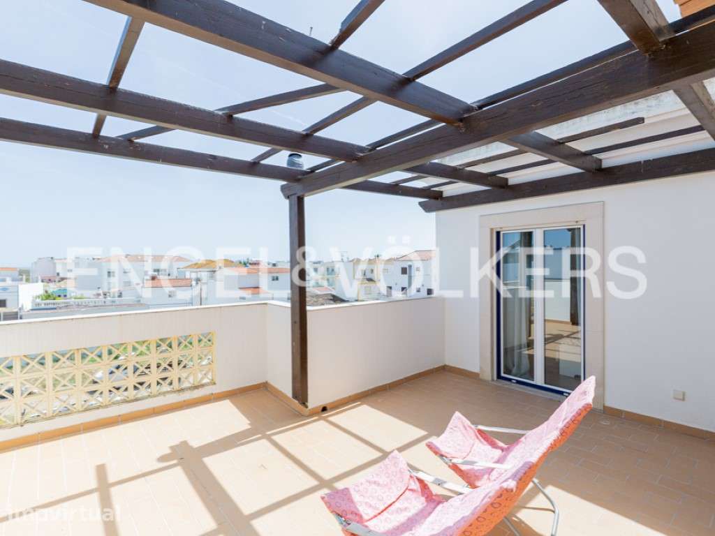 Apartamento T1+1 para Arrendar em Santa Luzia - Grande imagem: 3/23