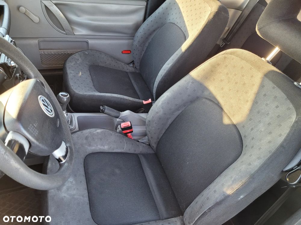 Volkswagen New Beetle 2.0 - 7