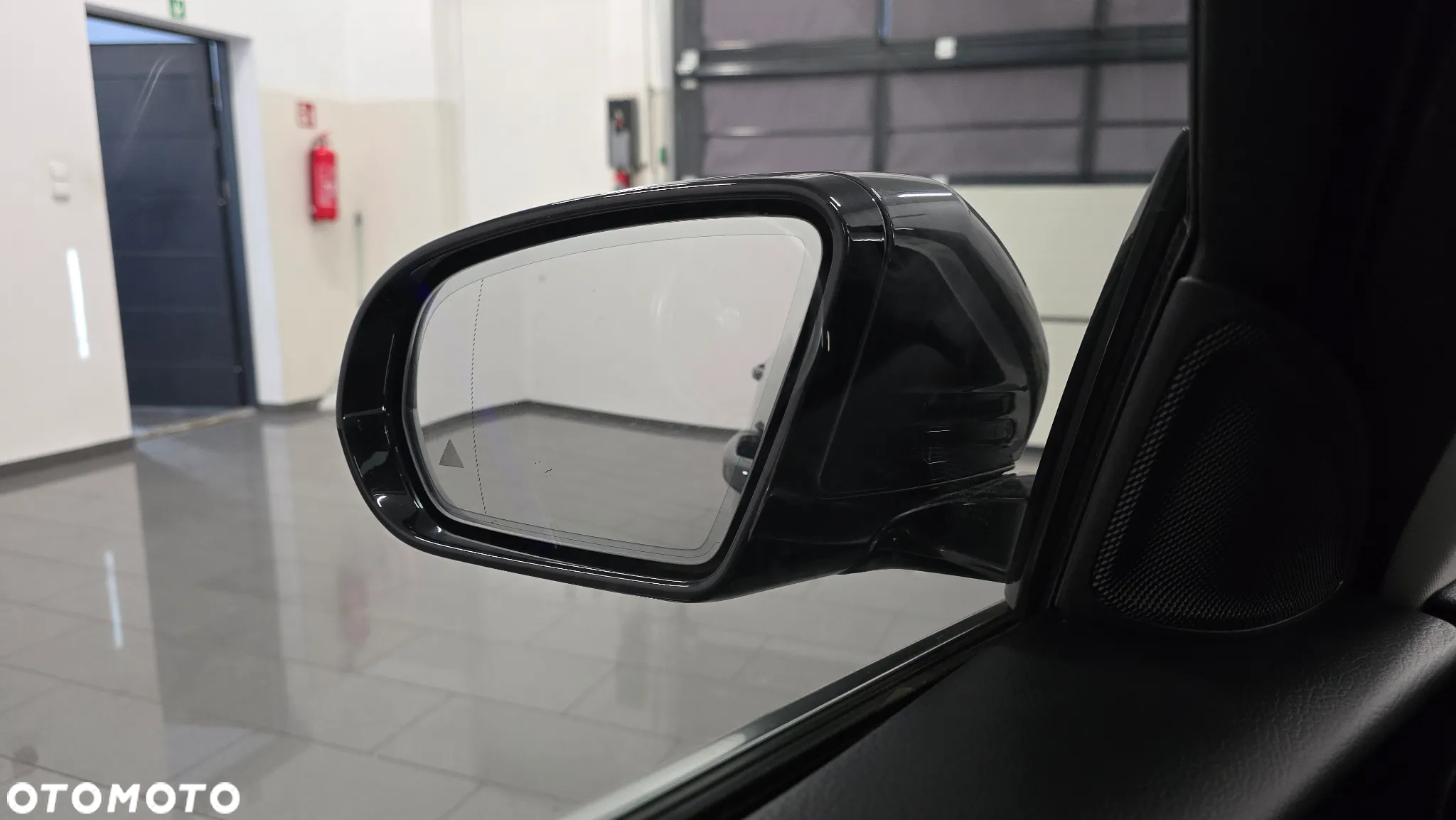 Mercedes-Benz Klasa E 300 de 4Matic T 9G-TRONIC Exclusive - 20