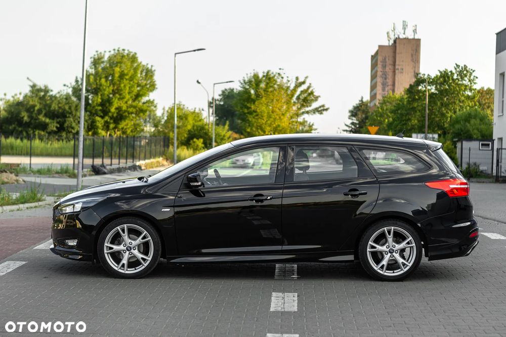 Ford Focus - 10
