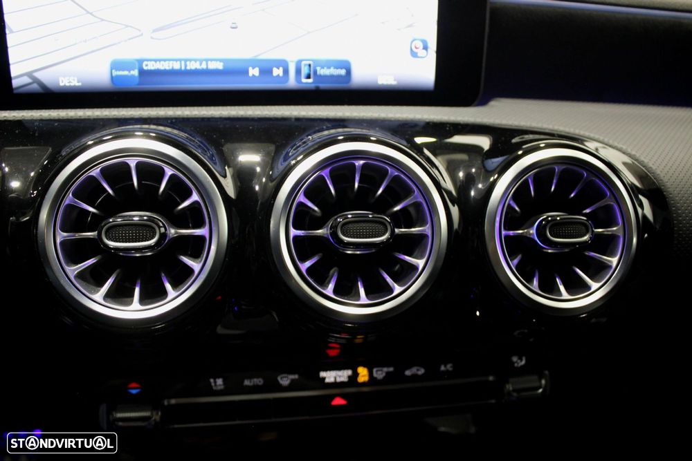 Mercedes-Benz A 180 d AMG Line Aut. - 31