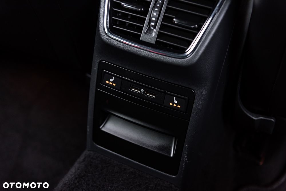 Skoda Octavia 2.0 TSI RS 230 DSG - 27