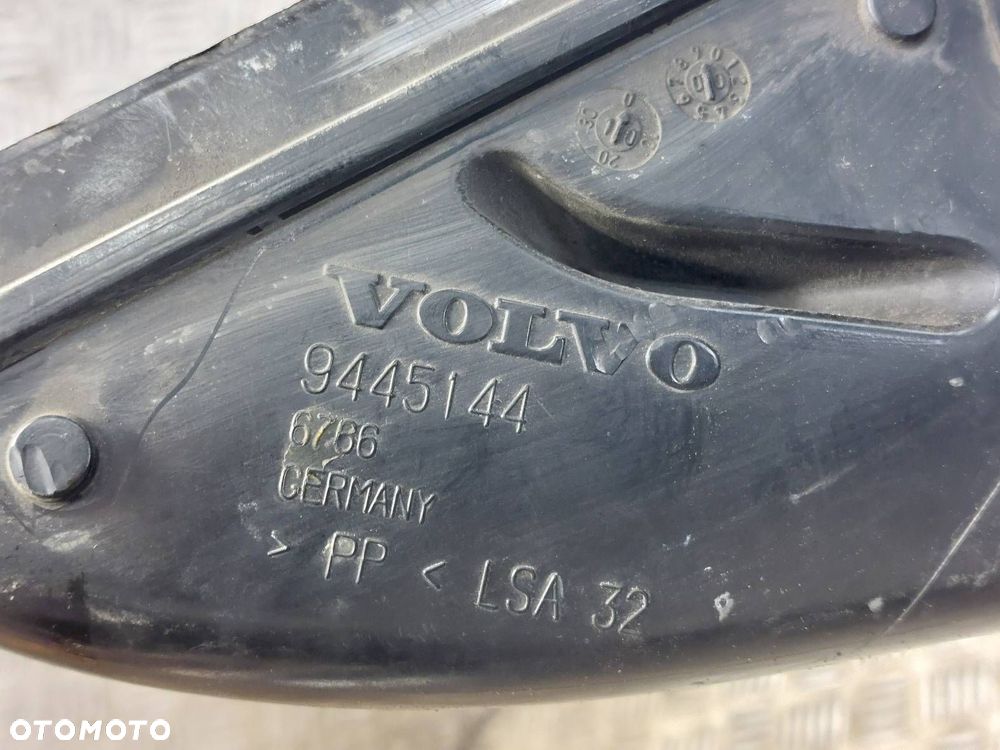 OBUDOWA FILTRA POWIETRZA PRZEPŁYWOMIERZ RURA DOLOT VOLVO S60 I 2.4 20V - 6