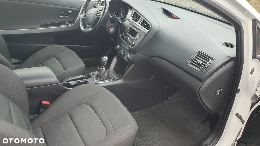 Kia ProCeed 1.4 CRDI M - 12