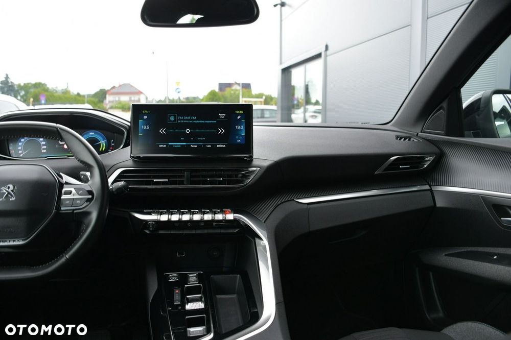 Peugeot 3008 1.6 PureTech Hybrid PHEV Allure S&S EAT8 - 20