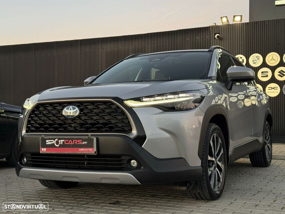 Toyota Corolla Cross 2.0 Hybrid Luxury - 30