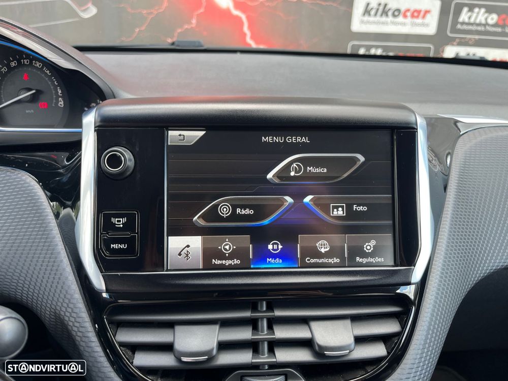 Peugeot 2008 1.6 e-HDi Allure - 34