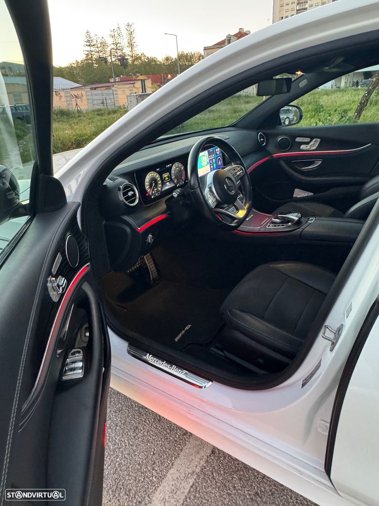 Mercedes-Benz E 300 e AMG Line - 12