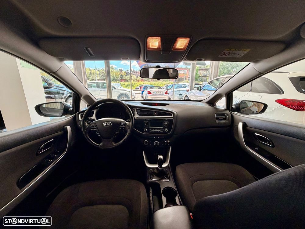 Kia Ceed SW 1.4 CRDi Prime - 18