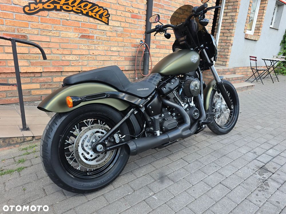 Harley-Davidson Dyna Street Bob - 11