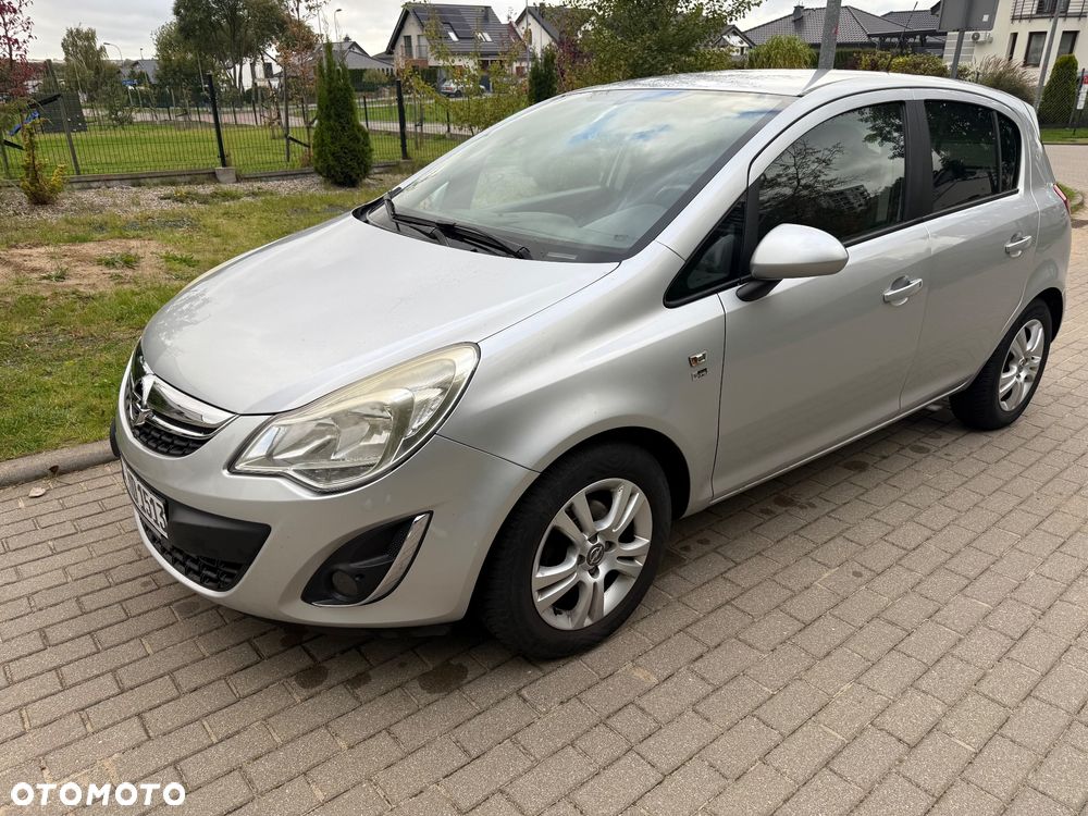 Opel Corsa 1.4 16V EcoFLEX Start-Stop 150 Jahre - 11