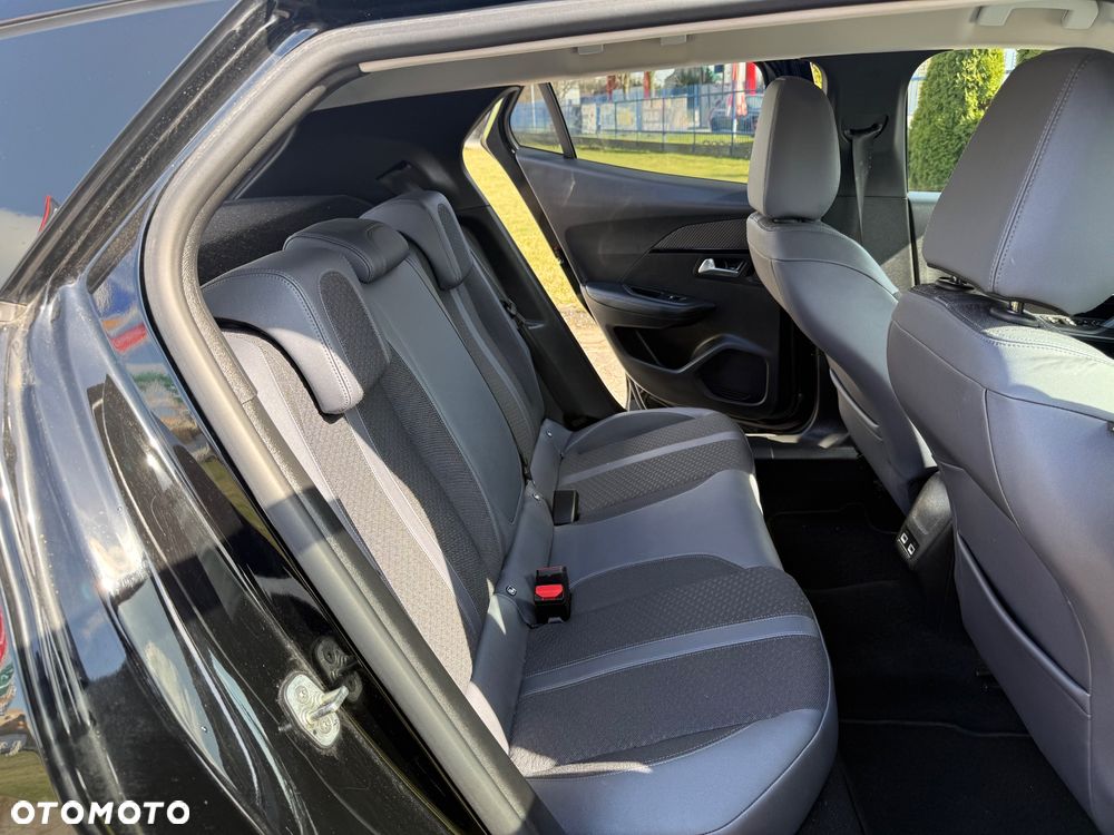 Peugeot 2008 BlueHDi 100 STOP & START Active - 11