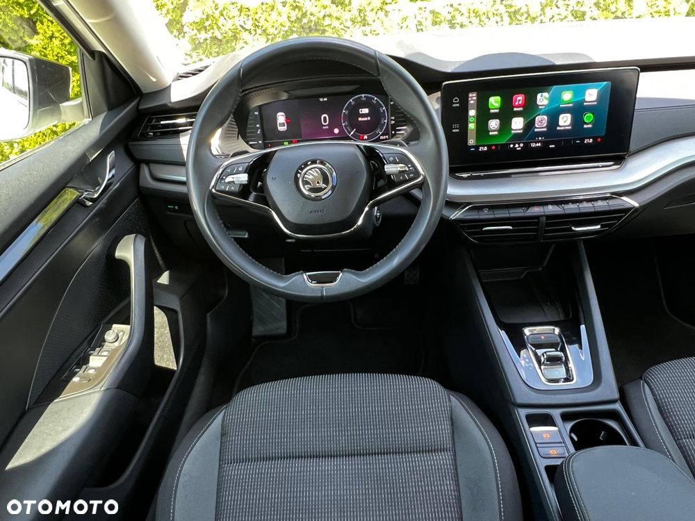 Skoda Octavia 2.0 TDI DSG Edition - 9