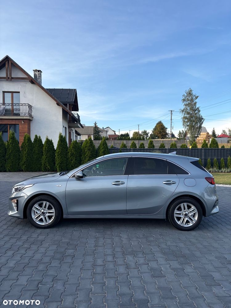 Kia Ceed 1.6 CRDi 136 ISG Dream-Team Edition - 5