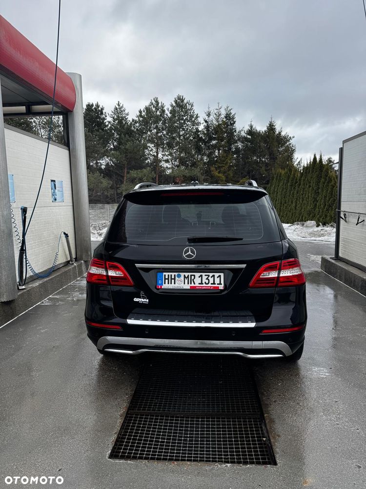 Mercedes-Benz ML - 8
