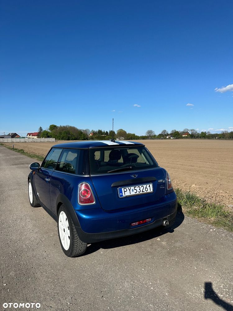 MINI ONE D - 4
