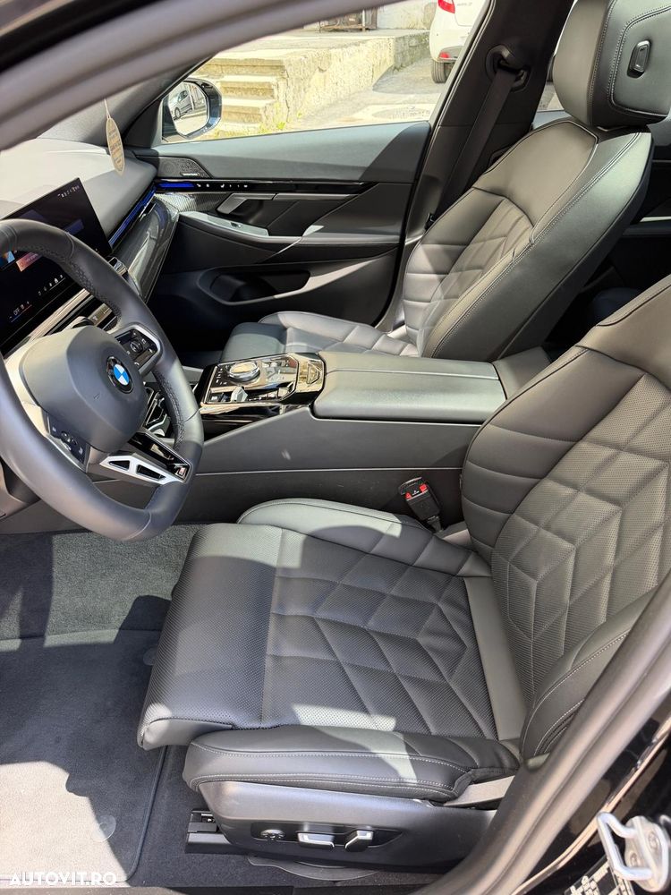 BMW Seria 5 520i Aut. - 12