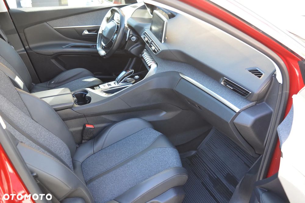 Peugeot 3008 1.5 BlueHDi Allure S&S EAT8 - 11