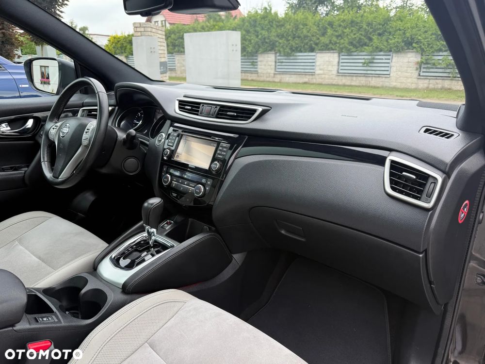 Nissan Qashqai 1.6 DCi Xtronic TEKNA - 13