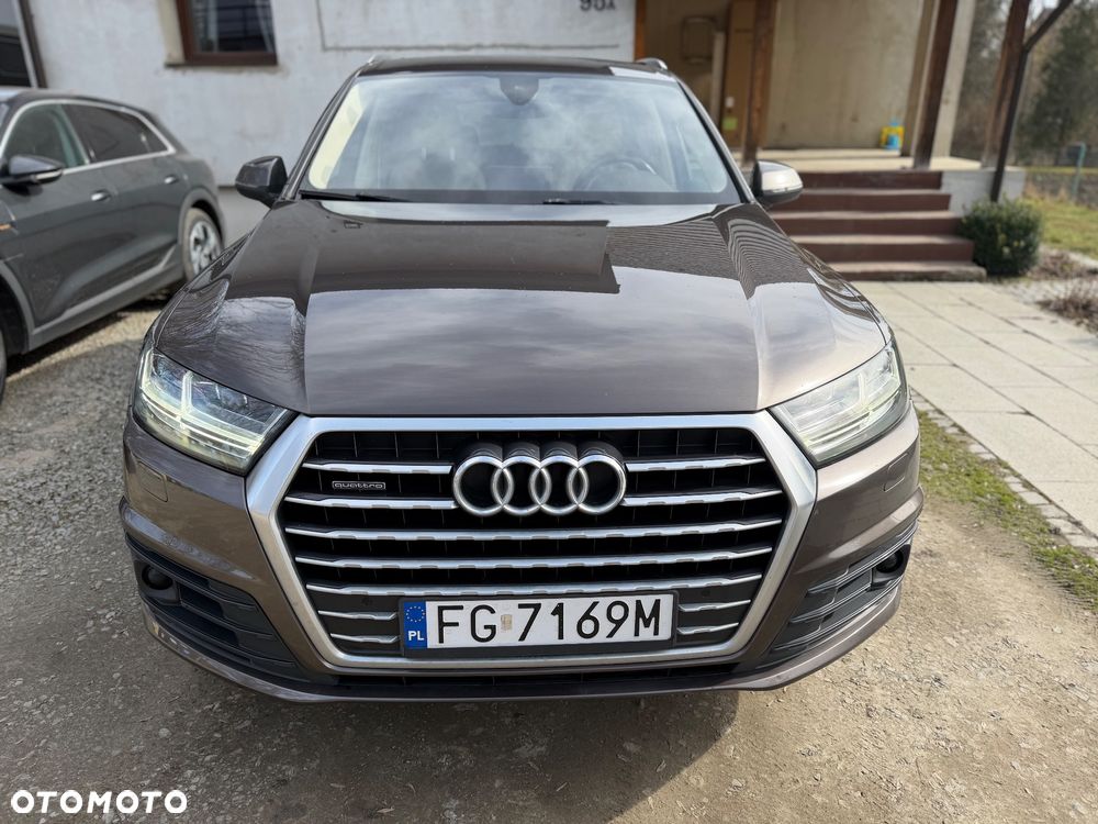 Audi Q7 - 9
