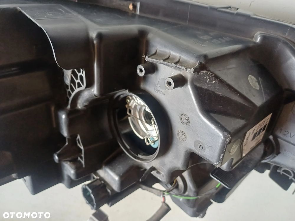 Lampa lewy przod nissan qashqai j11 II europa - 11