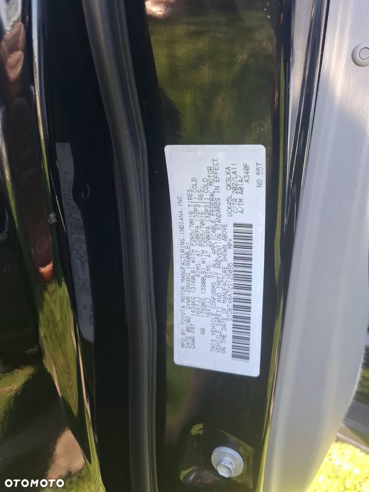 Toyota Sequoia - 29