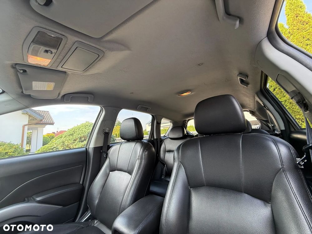 Mitsubishi Outlander - 15
