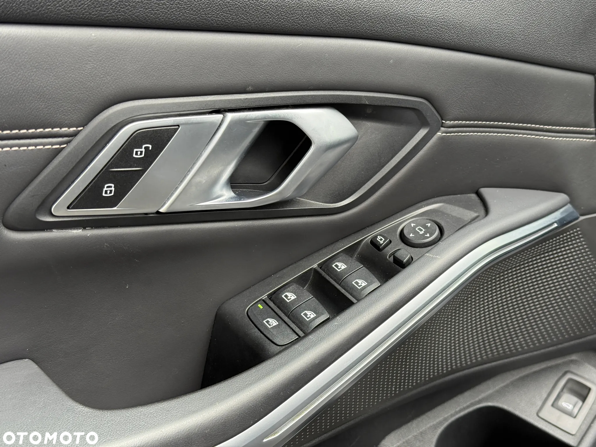 BMW Seria 3 320d M Sport - 28