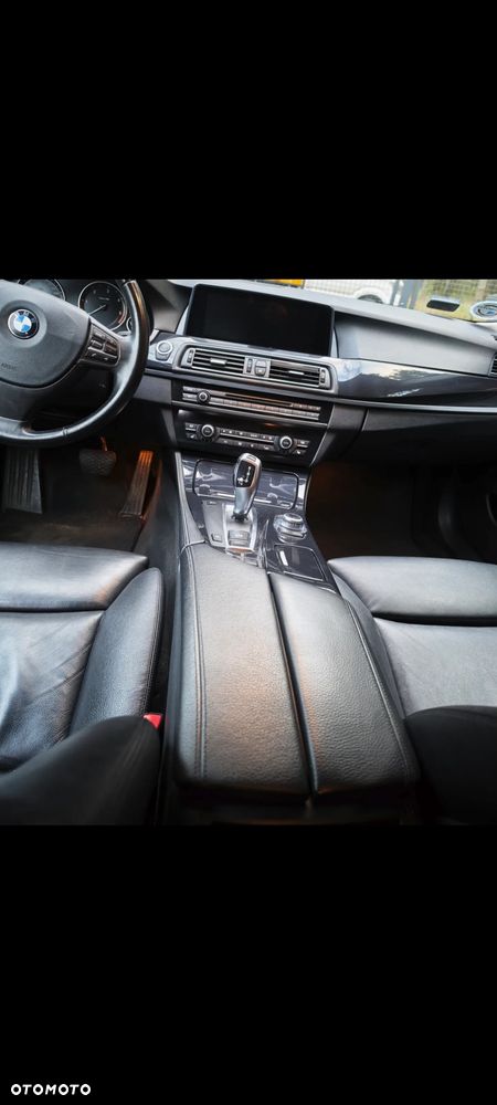 BMW Seria 5 520d Luxury Line - 15