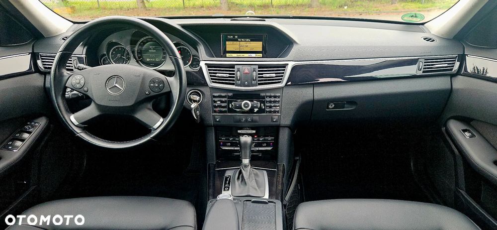 Mercedes-Benz Klasa E 200 CGI BlueEFFICIENCY 7G-TRONIC Avantgarde - 6