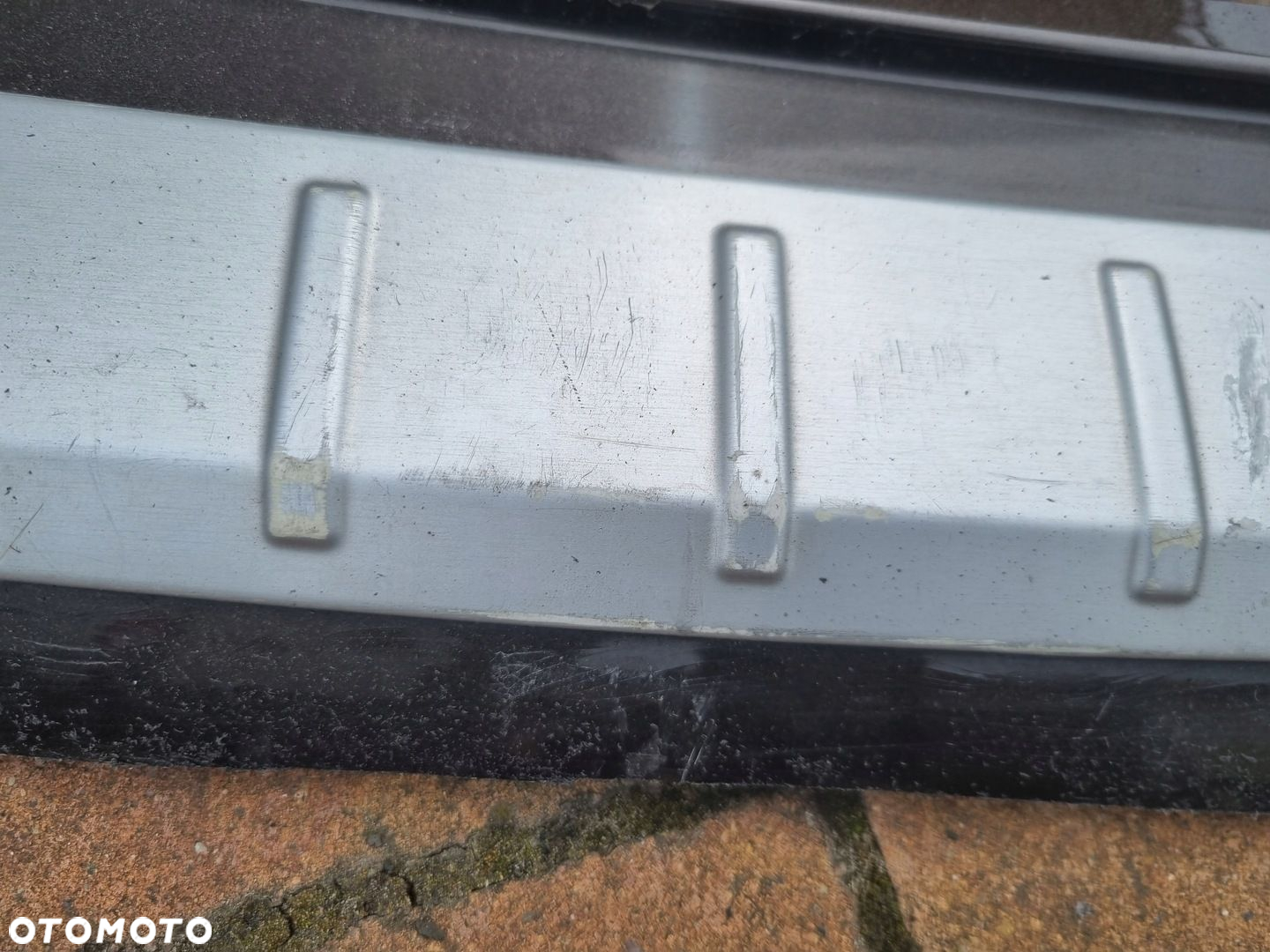 vw caddy lift 15- 2K5 zderzak tył listwa ozdobna - 2