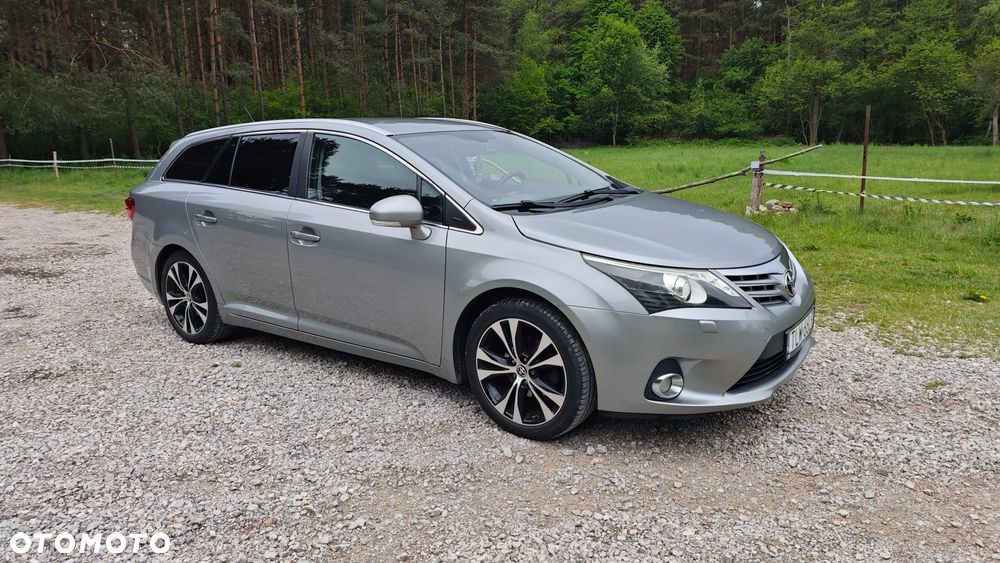 Toyota Avensis - 1
