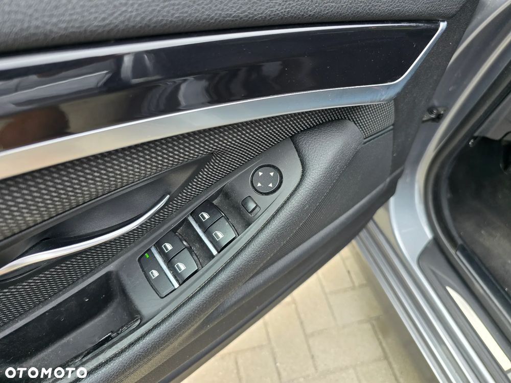 BMW Seria 5 - 22