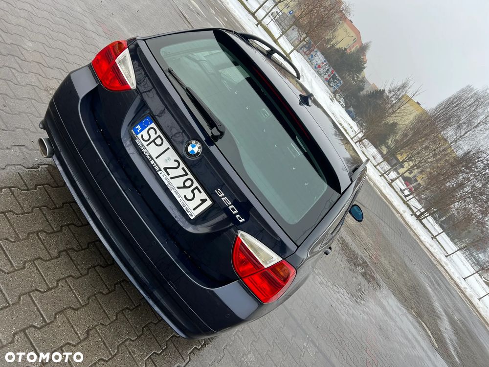 BMW Seria 3 320d DPF - 12