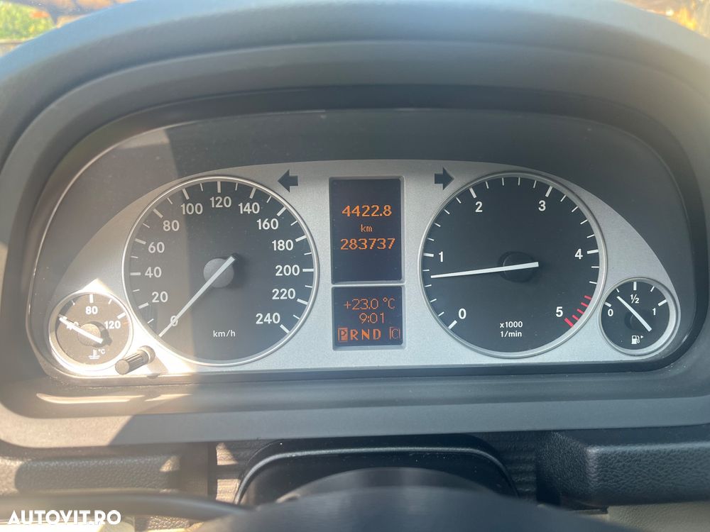 Mercedes-Benz B 200 - 15