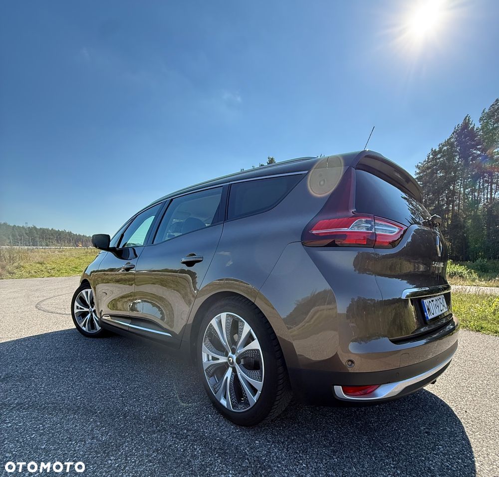 Renault Grand Scenic - 24