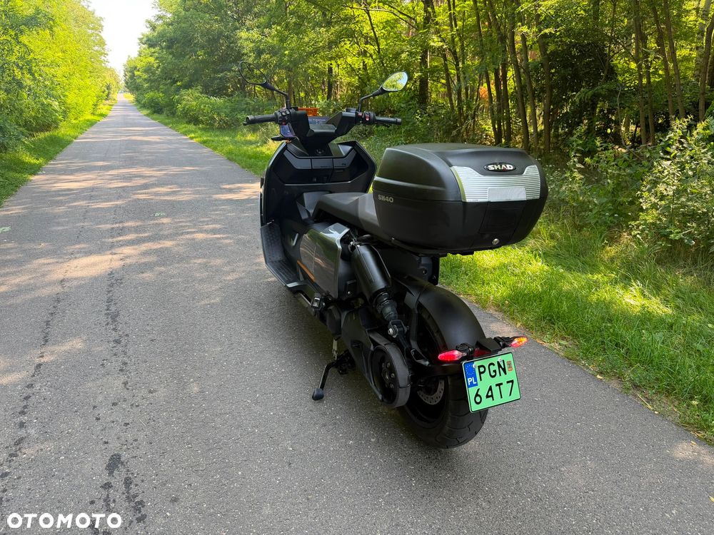 BMW CE 04 - 5
