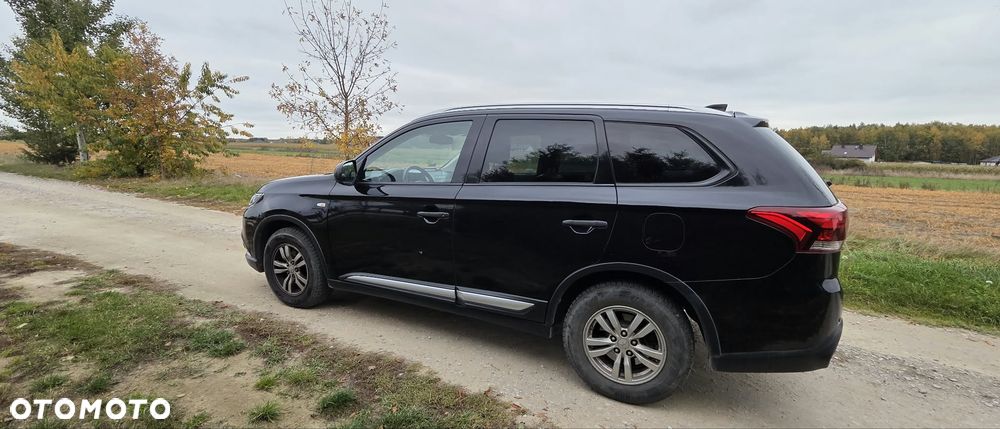 Mitsubishi Outlander - 6