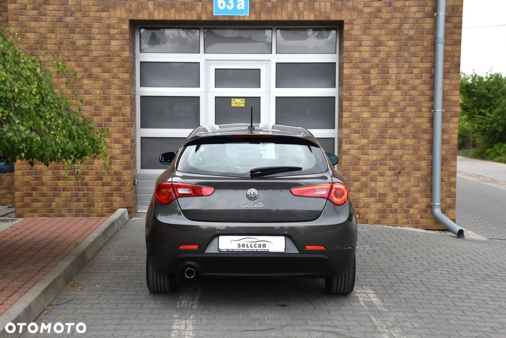 Alfa Romeo Giulietta 1.6 JTDM Distinctive - 32