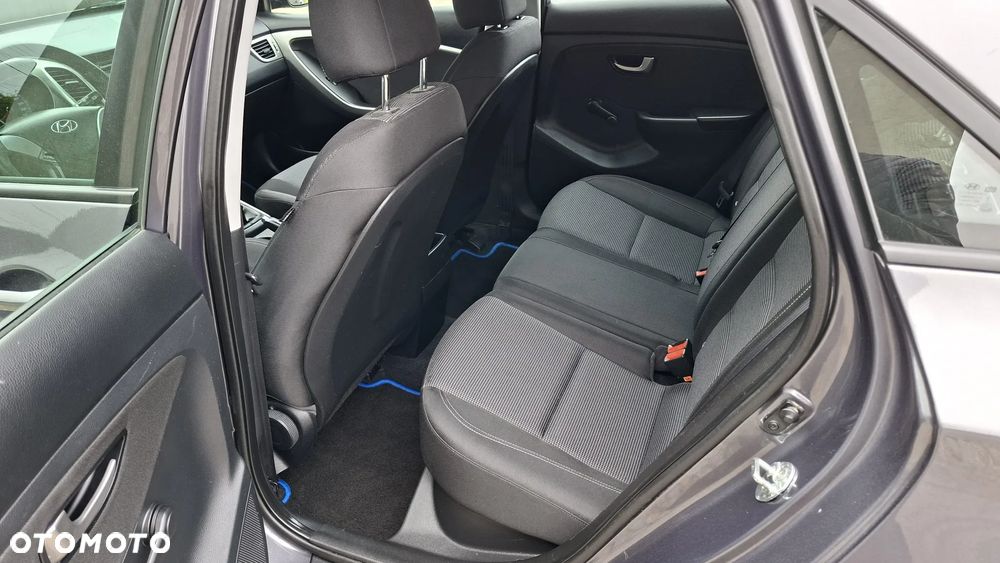 Hyundai i30 1.4 Trend - 26